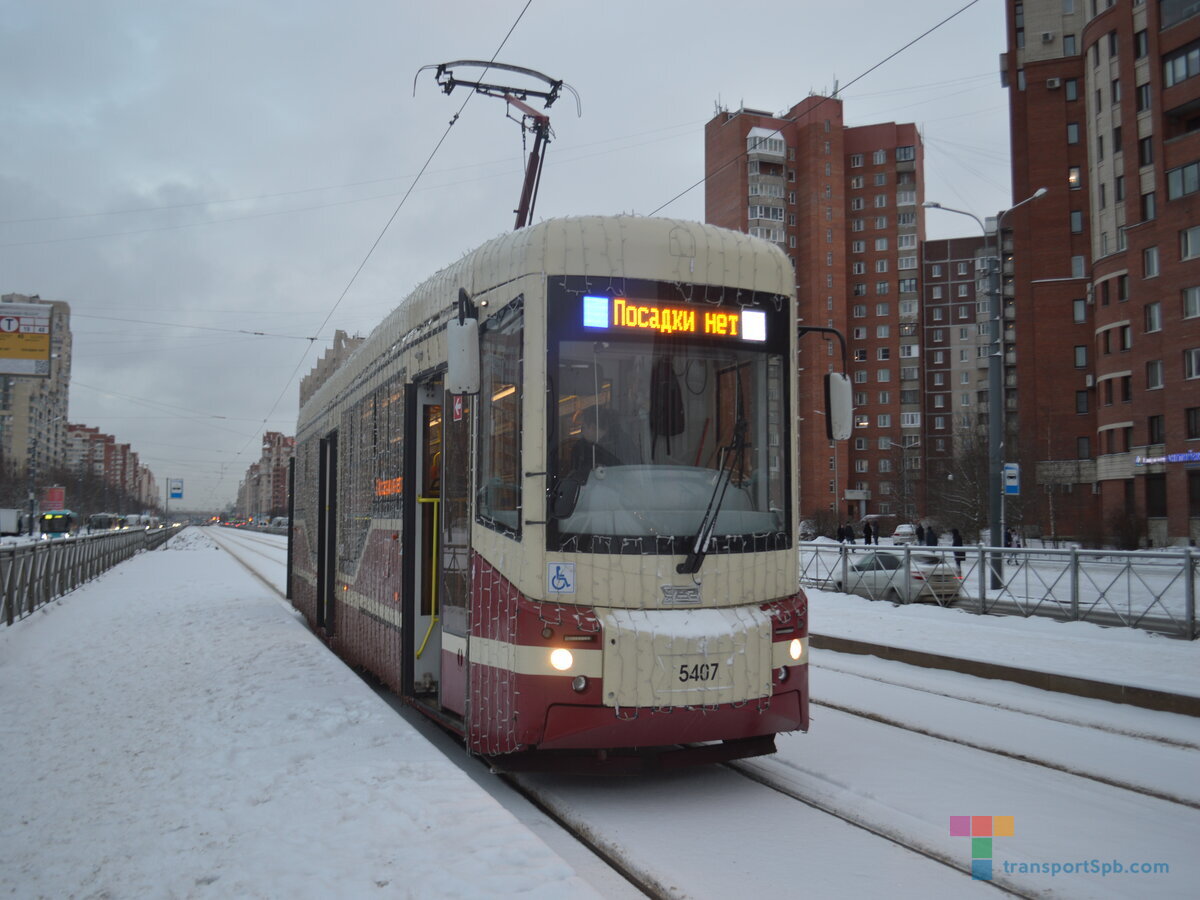 Трамвай 19 5407 СПб: фото