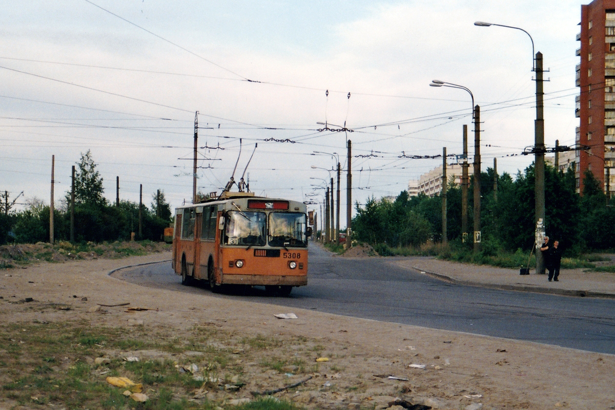 Троллейбус №30 (СПб): история закрытого маршрута