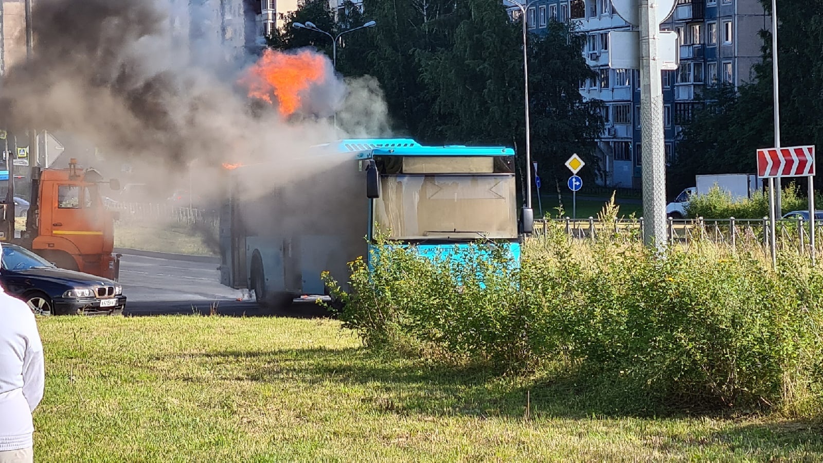 Разбираем ДТП и возгорания новых автобусов в Санкт-Петербурге